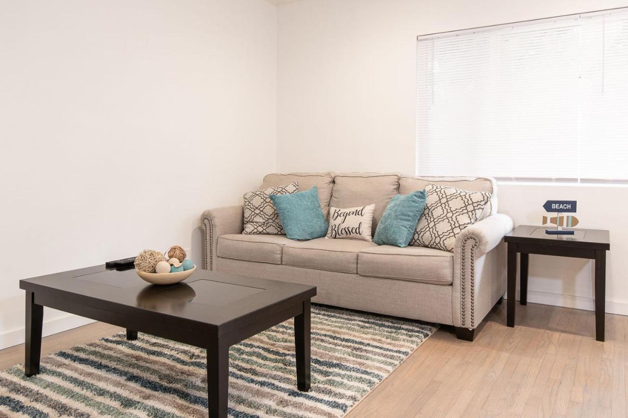 Cozy And Beachy! Apartment Long Beach Exterior photo